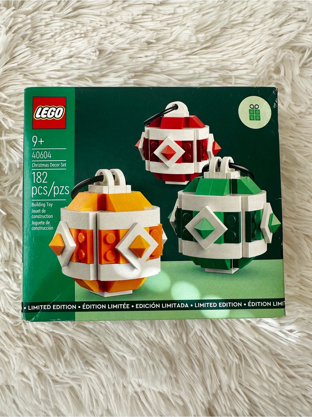 LEGO 40604 Christmas Decor Set Limited Edition Holiday Ornaments 182 Pieces Seal